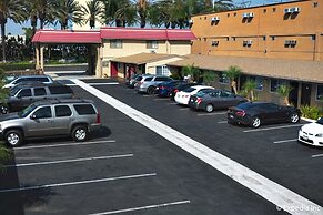 Anaheim Discovery Inn & Suites