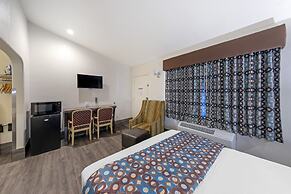 Anaheim Discovery Inn & Suites