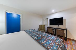 Anaheim Discovery Inn & Suites