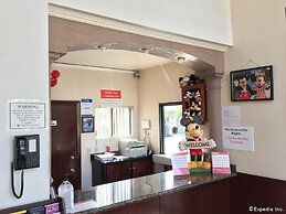 Anaheim Discovery Inn & Suites