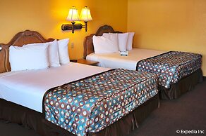 Anaheim Discovery Inn & Suites