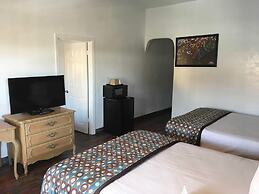 Anaheim Discovery Inn & Suites