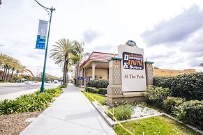 Anaheim Discovery Inn & Suites