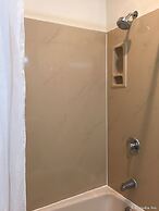 Anaheim Discovery Inn & Suites