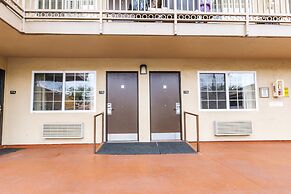 Anaheim Discovery Inn & Suites