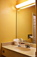 Anaheim Discovery Inn & Suites