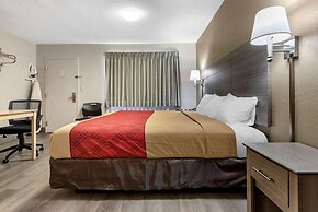 Econo Lodge Dewitt I-90