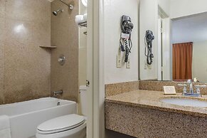 Econo Lodge Fort Jackson