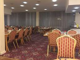 Britannia Coventry Hill Hotel