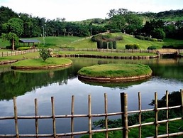 Sheraton Grand Pune Bund Garden Hotel