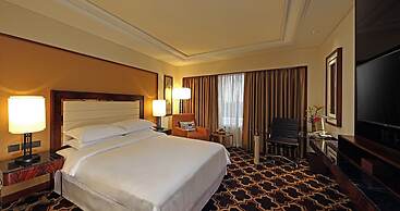 Sheraton Grand Pune Bund Garden Hotel