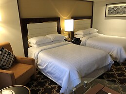 Sheraton Grand Pune Bund Garden Hotel