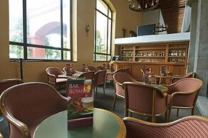 Fiesta Inn Toluca Tollocan