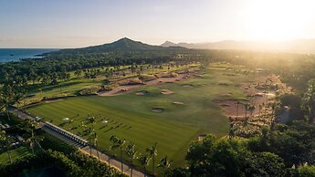 Four Seasons Resort Punta Mita