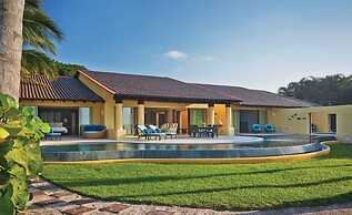 Four Seasons Resort Punta Mita
