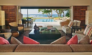 Four Seasons Resort Punta Mita