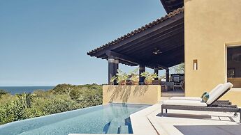 Four Seasons Resort Punta Mita