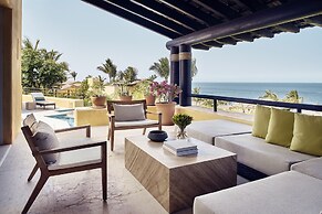 Four Seasons Resort Punta Mita