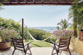 Four Seasons Resort Punta Mita