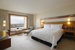 Canary Riverside Plaza Hotel