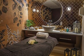 Dunston Hall Hotel, Spa and Golf Resort