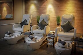 Dunston Hall Hotel, Spa and Golf Resort