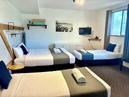 Pleasant Way River Lodge