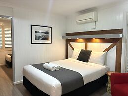 Pleasant Way River Lodge