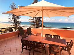 Beach Retreat Coolum