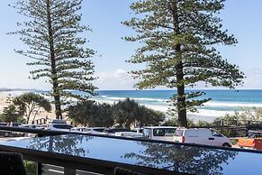 Beach Retreat Coolum