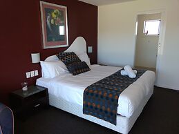 Diamond Island Resort & Penguin viewing