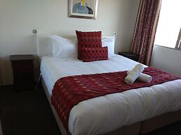 Diamond Island Resort & Penguin viewing