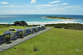 Diamond Island Resort & Penguin viewing