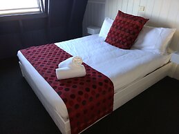 Diamond Island Resort & Penguin viewing