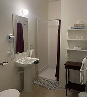 The Lodge on Elizabeth