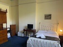 The Lodge on Elizabeth