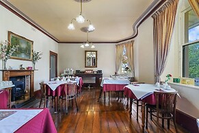 The Lodge on Elizabeth