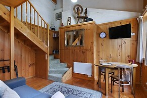 The Lodge on Elizabeth