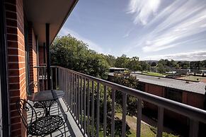 Country Club Tasmania