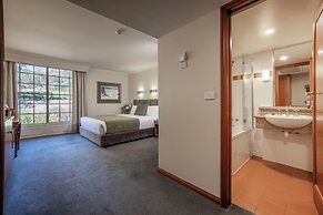 Country Club Tasmania