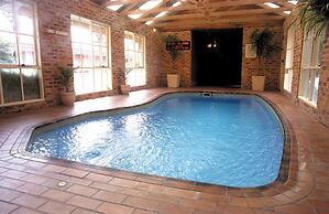 Quality Inn Colonial