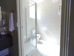 Quality Inn Colonial