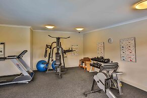 Moonlight Bay Suites