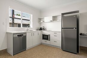 Moonlight Bay Suites