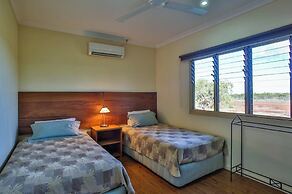 Kimberley Hotel Halls Creek