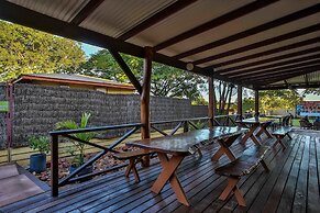 Kimberley Hotel Halls Creek