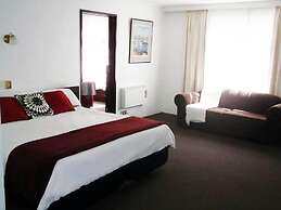 West Coaster Motel