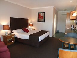 Puffers Inn Logan Motel