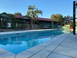 Puffers Inn Logan Motel