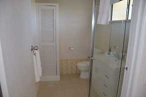 Puffers Inn Logan Motel